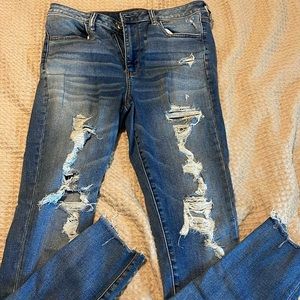 American Eagle super hi rise skinny jeans size 12